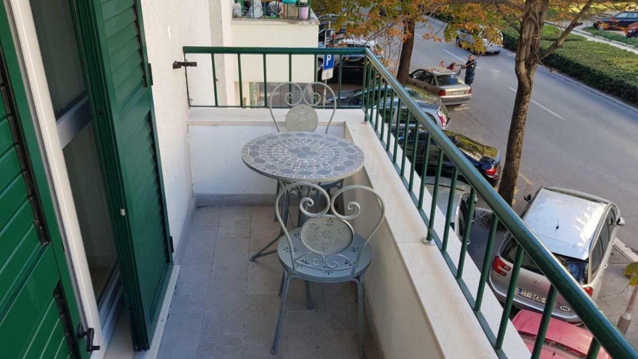 L&L Apartments Split Buitenkant foto